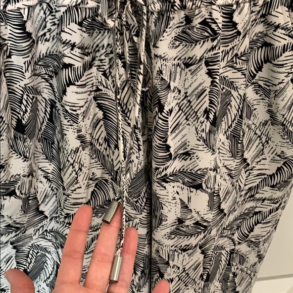 Banana Republic Jumpsuit - Picture 5 of 9